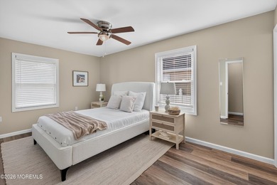 Welcome to this beautifully updated, meticulously maintained - photo 16