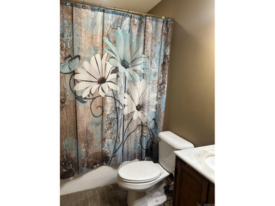 Come see this darling home located in a nice desirable - photo 17