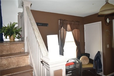 This spacious 4-bedroom home. Large front porch. You also have a - photo 5