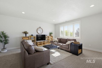 Best Value in coveted Spurwing Heights! This exquisite home - photo 29