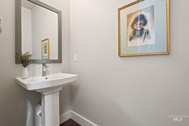 Best Value in coveted Spurwing Heights! This exquisite home - photo 34