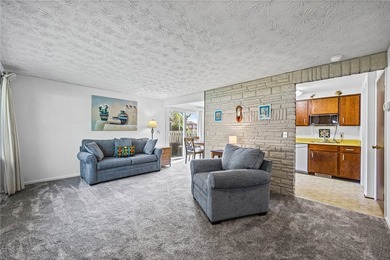 Adorable 2-bedroom, 1.5-bath end-unit condo in Webster offering - photo 6