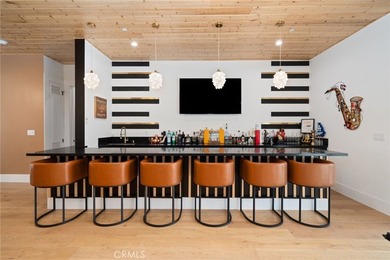Welcome to a stunning modern estate located on the Island within - photo 37