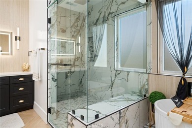Welcome to a stunning modern estate located on the Island within - photo 43