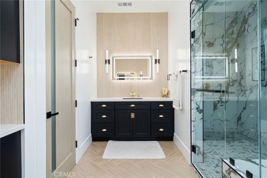 Welcome to a stunning modern estate located on the Island within - photo 44