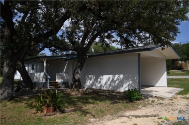 Lake Home For Sale in Canyon Lake, Texas