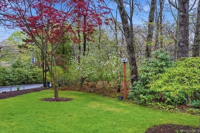 Feel the warmth of this home the moment you walk through the - photo 3