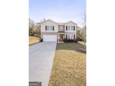 Welcome to 112 Shalako, a beautifully upgraded home offering 5 - photo 1
