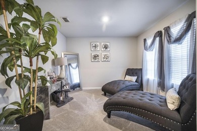 Welcome to 112 Shalako, a beautifully upgraded home offering 5 - photo 7