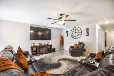 Welcome to 112 Shalako, a beautifully upgraded home offering 5 - photo 10