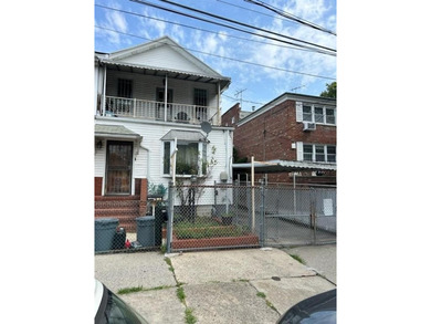 VERY NICE,CLEAN AND WELL KEPT 2FAM, SEMI DET HOME. 3BED OVER - photo 1