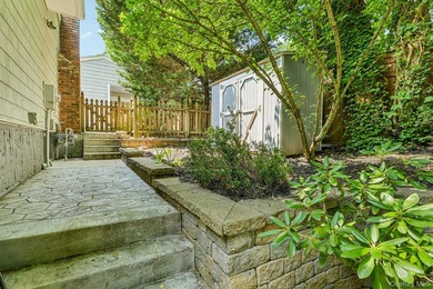 Nestled in the highly desirable Archer Woods Development, this - photo 34