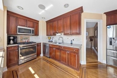 Welcome to 28 Fane Court: A Special Brooklyn Home Tucked away in - photo 9