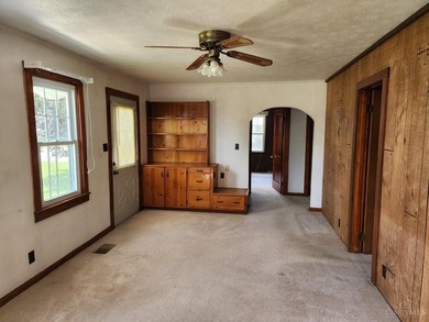 Welcome home to this charming 2 bedroom, 1 bath residence - photo 6