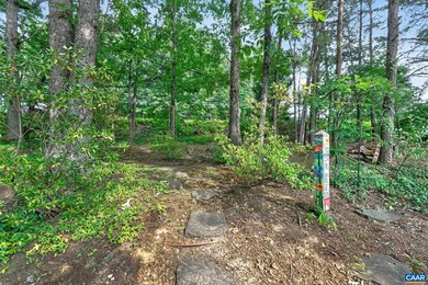 Nestled on a quiet cul-de-sac in Mill Creek Village, this - photo 31