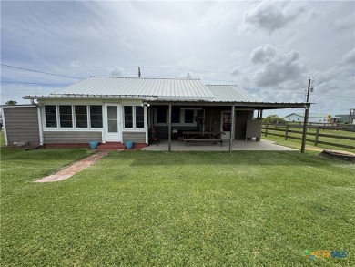 (private lake, pond, creek) Home For Sale in Port Lavaca Texas