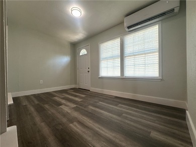 Discover an exceptional commercial opportunity in the heart of - photo 19