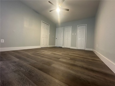 Discover an exceptional commercial opportunity in the heart of - photo 23