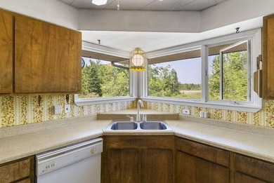 Motivated seller-open to offers. Welcome to the kind of property - photo 12