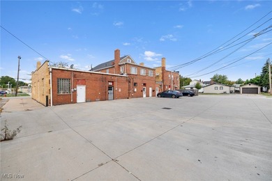 Introducing 483-493 E 260th back to market! A mixed-use - photo 9