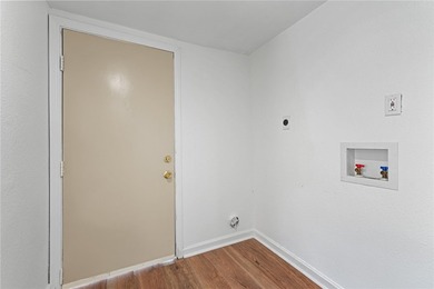 Move in ready home with lots of updates! This 3-bedroom 1 bath - photo 15