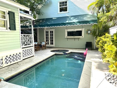 Charming Single family home with multiple guest cottages in - photo 13