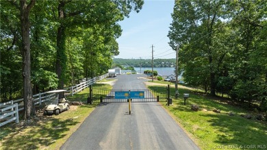 Turnkey lakefront condo at the 19 MM of the Osage Arm in Harbour - photo 22