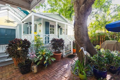 Charming Single family home with multiple guest cottages in - photo 33