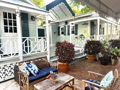 Charming Single family home with multiple guest cottages in - photo 37
