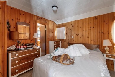 Custom-built Lake Winnipesaukee waterfront home with 275' shore - photo 41