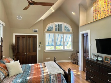 Charming Single family home with multiple guest cottages in - photo 42