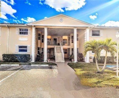Lake Condo For Sale in Vero Beach, Florida