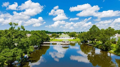 $5,000 toward buyer's closing costs! Private lakefront home with - photo 4