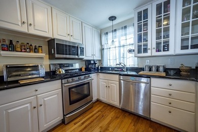Welcome to 94 Boxford St, where the next chapter of your story - photo 9