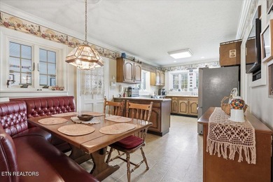 Step into a piece of Clinton's history at 607 S. Charles G - photo 17