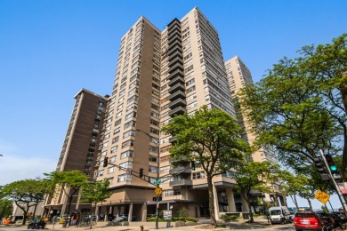 Lake Home For Sale in Chicago, Illinois