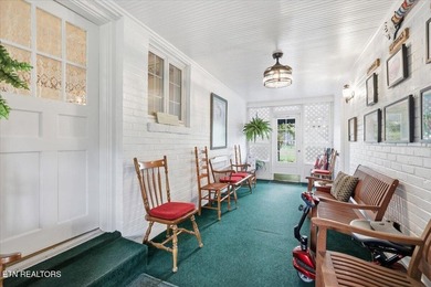 Step into a piece of Clinton's history at 607 S. Charles G - photo 23