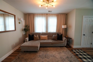 Beautifully maintained expanded ranch situated on nearly an acre - photo 9