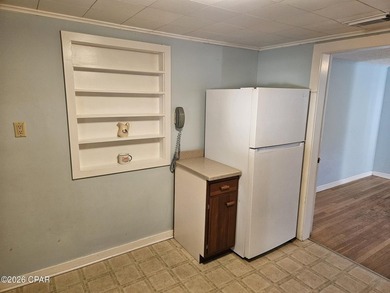 Perfect first home or investment property. The home is in - photo 8