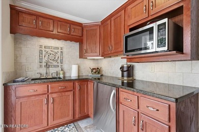 Step into a piece of Clinton's history at 607 S. Charles G - photo 46