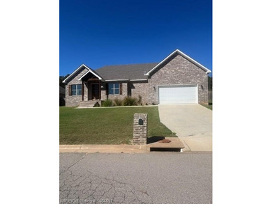 Jack Nolen Lake Home For Sale in Greenwood Arkansas