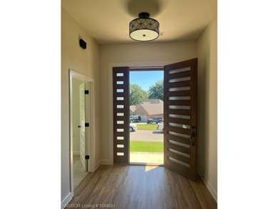 Price Reduced! Beautiful, newly constructed ranch style home - photo 7