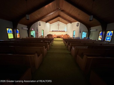 Beautifully maintained church sitting on 6 lots. Easy in and out - photo 9