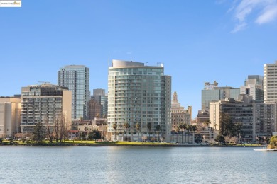 Lake Condo For Sale in Oakland, California