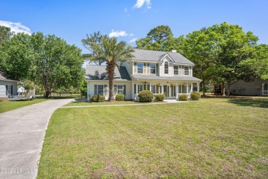 (private lake, pond, creek) Home For Sale in Beaufort South Carolina