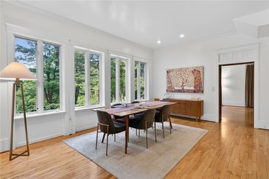 Welcome to your dream retreat, a captivating 3-bedroom - photo 12