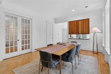 Welcome to your dream retreat, a captivating 3-bedroom - photo 14