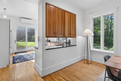 Welcome to your dream retreat, a captivating 3-bedroom - photo 15