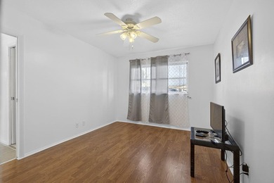 Welcome home to this inviting residence featuring tile floors & - photo 19