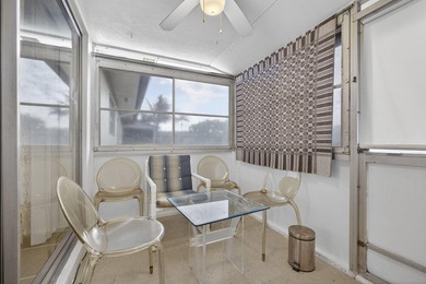 Welcome home to this inviting residence featuring tile floors & - photo 25
